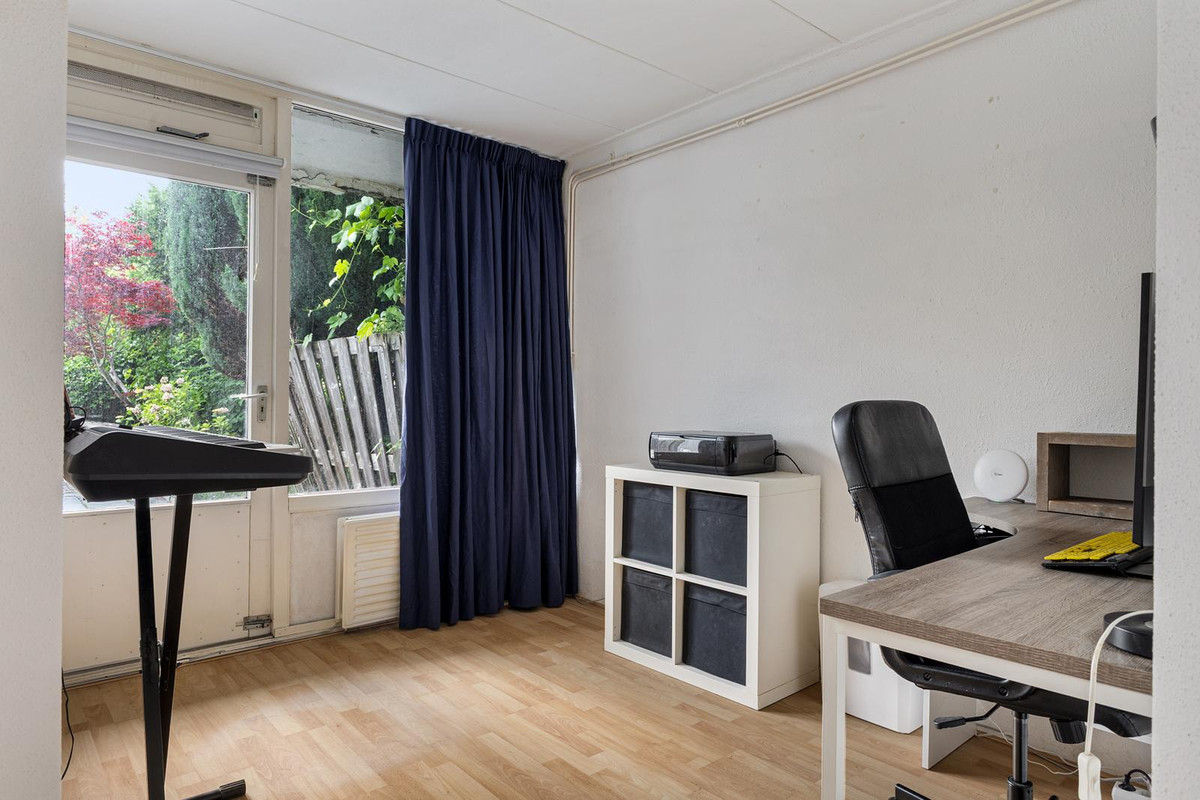 Tussenwoning te koop: Rossinihof 26, Alphen Aan Den Rijn
