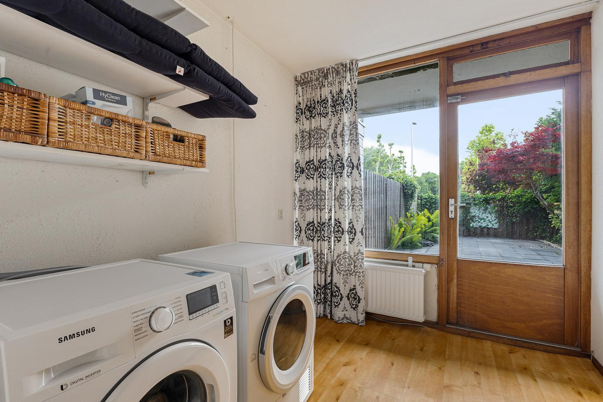 Tussenwoning te koop: Rossinihof 26, Alphen Aan Den Rijn