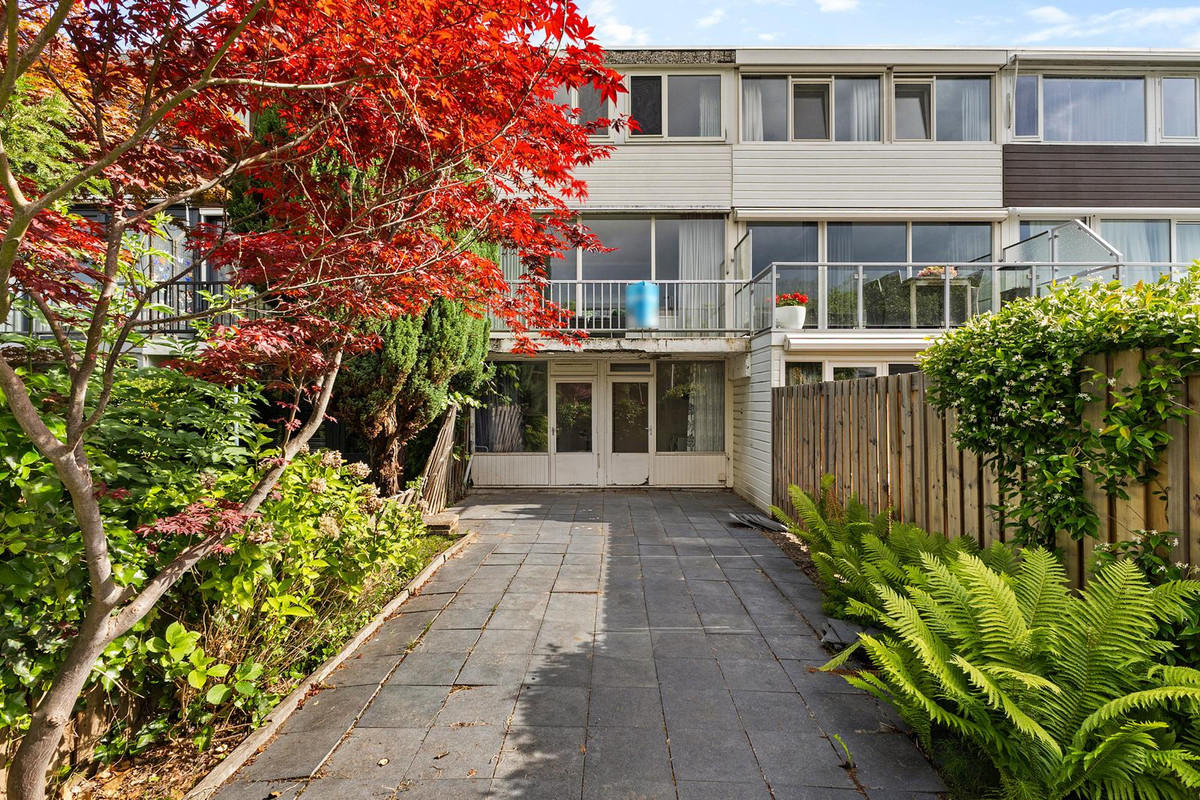 Tussenwoning te koop: Rossinihof 26, Alphen Aan Den Rijn