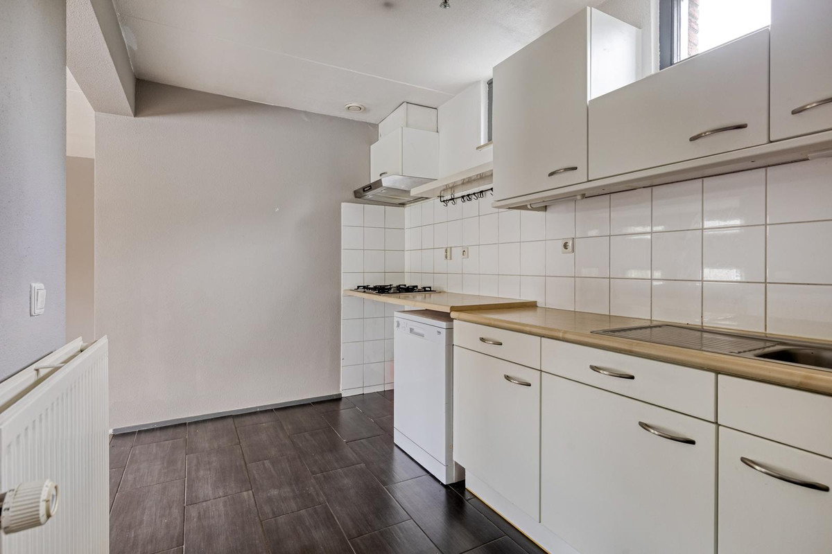 Appartement te koop: Henriette Ronnerstraat 53, Tilburg