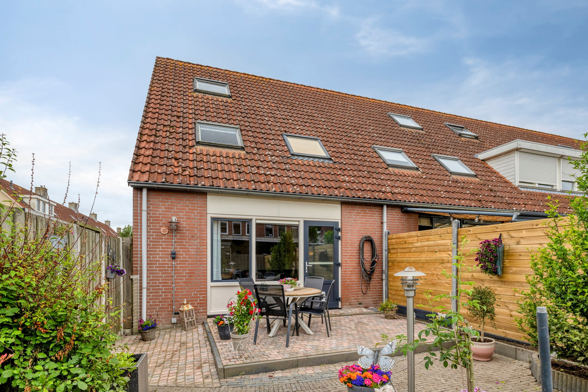 Hoekwoning te koop: Grauwe Gans 42, Bergen Op Zoom