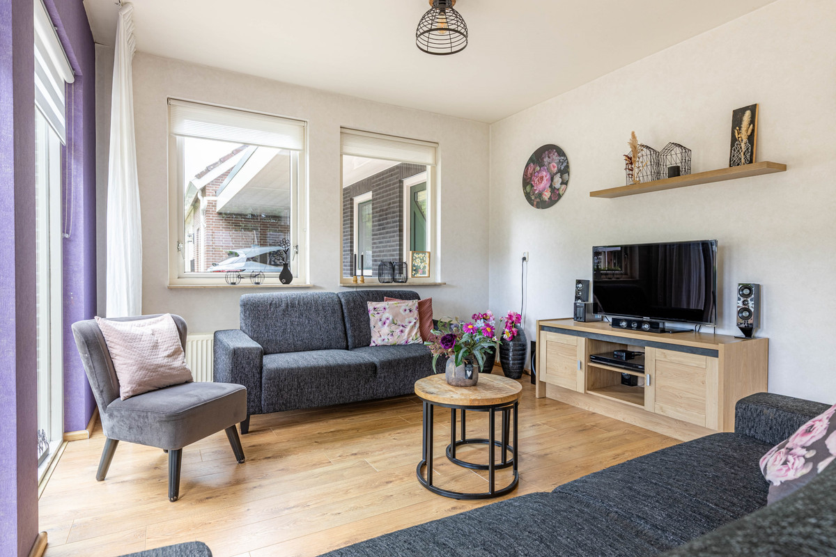 Twee-onder-één-kap te koop: Molenstraat 48, Mussel