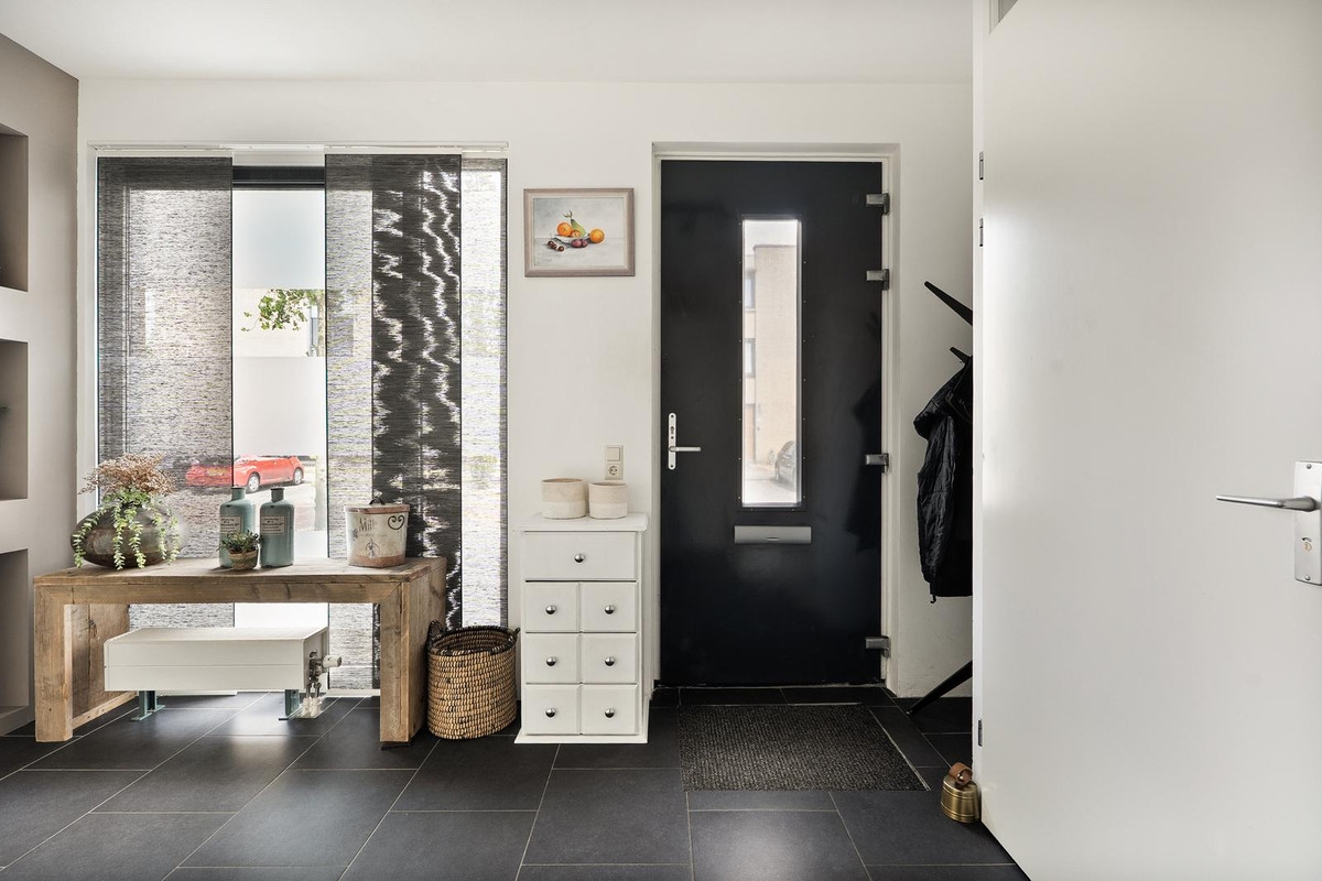Appartement te koop: Zwijnenburg 9, Barendrecht
