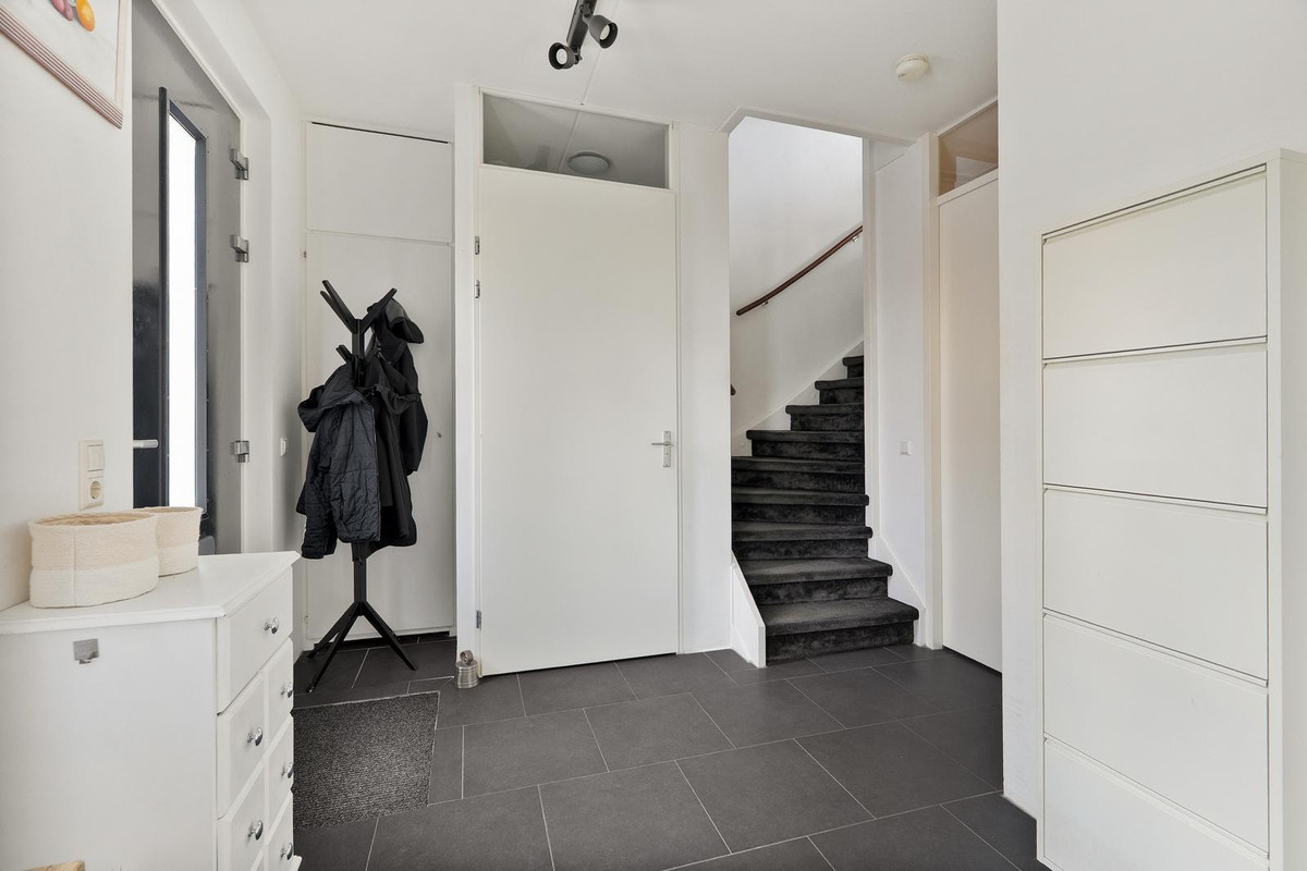 Appartement te koop: Zwijnenburg 9, Barendrecht