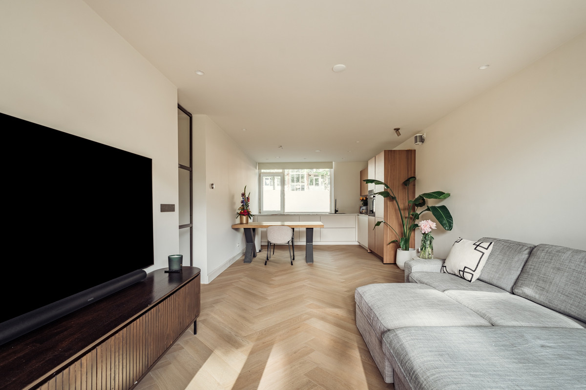 Appartement te koop: Loevestein 131, Amsterdam