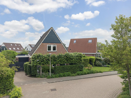 De Tsjotter 9