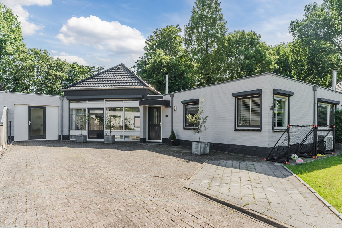 Tussenwoning te koop: Eemkerck 28, Werkendam