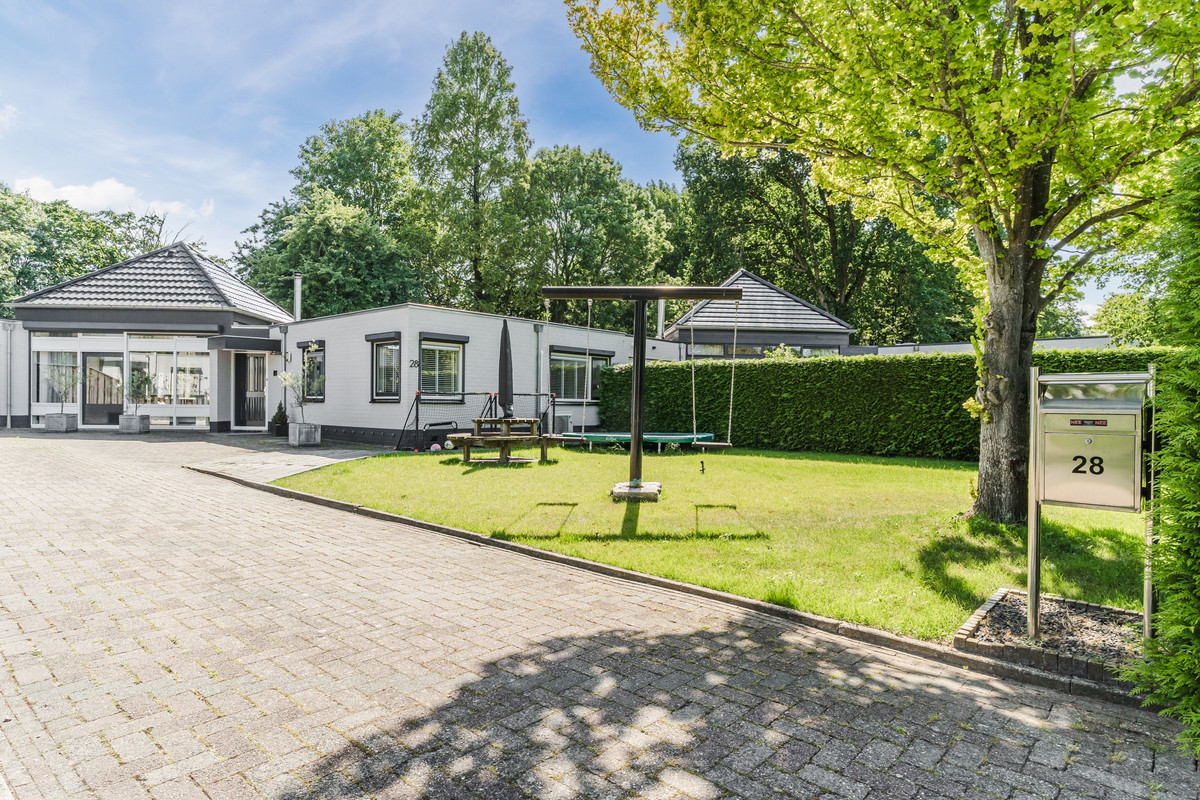 Tussenwoning te koop: Eemkerck 28, Werkendam