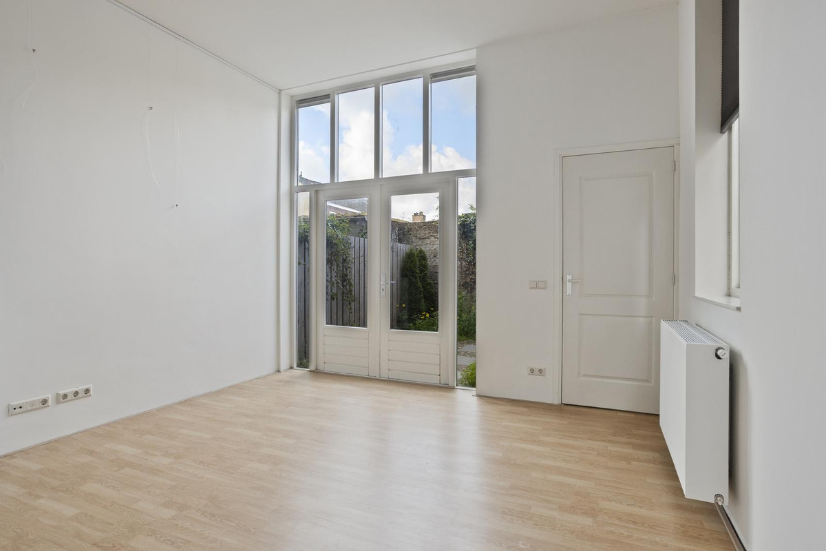 Appartement te koop: Spoorsingel 38, Delft
