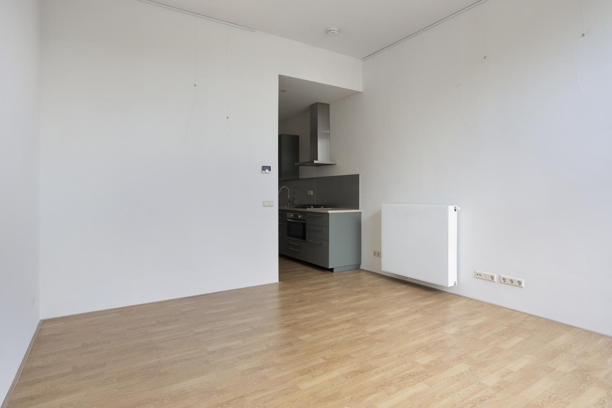 Appartement te koop: Spoorsingel 38, Delft