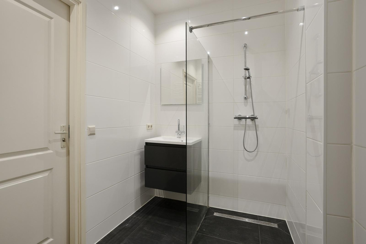 Appartement te koop: Spoorsingel 38, Delft