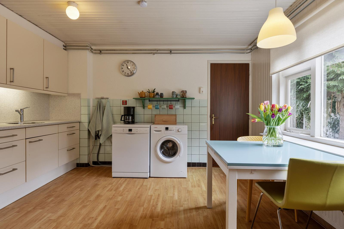 Twee-onder-één-kap te koop: Asterstraat 8, Oss