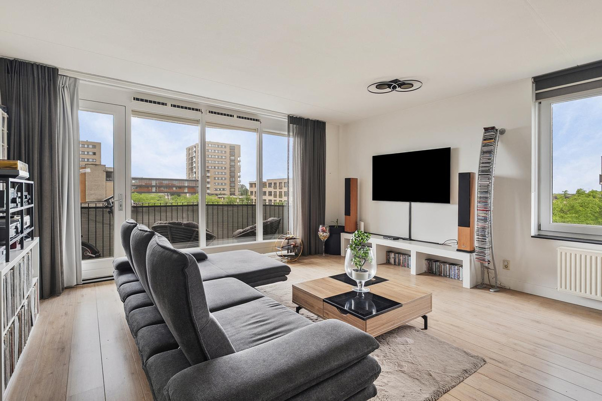 Appartement te koop: Vossenburg 88, Barendrecht