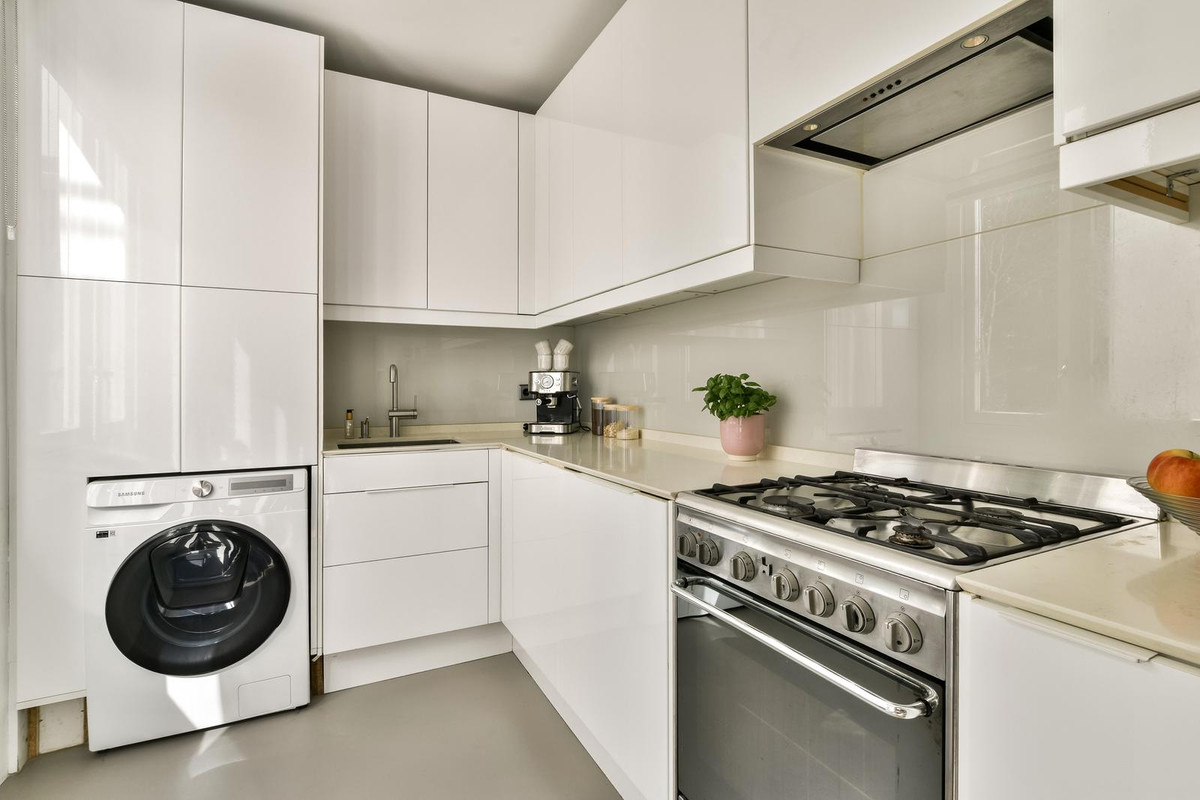 Appartement te koop: Albert Cuypstraat 200-1, Amsterdam