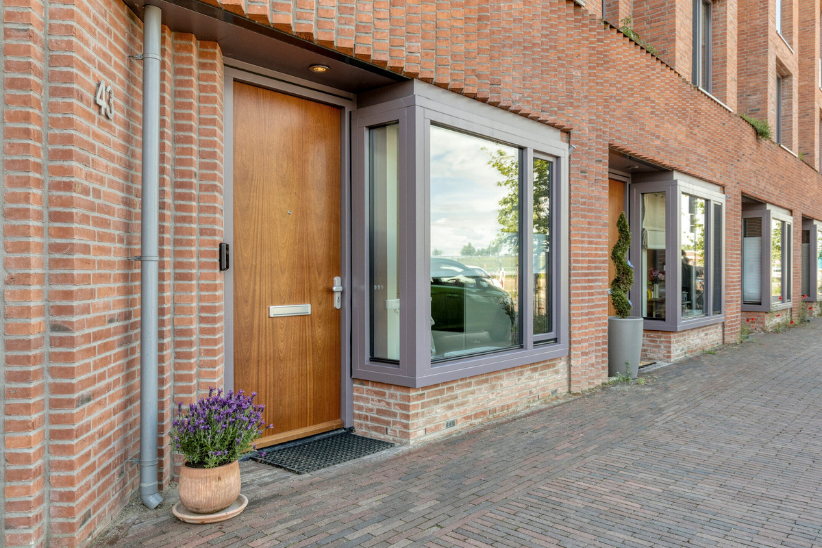 Hoekwoning te koop: Riet Van Alebeekstraat 43, Lent