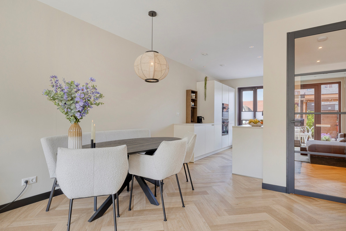 Hoekwoning te koop: Riet Van Alebeekstraat 43, Lent
