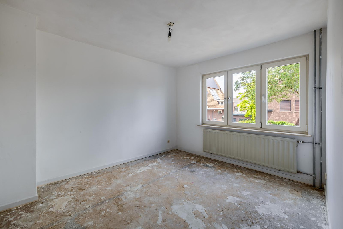 Tussenwoning te koop: Kenzenstraat 15, Steyl