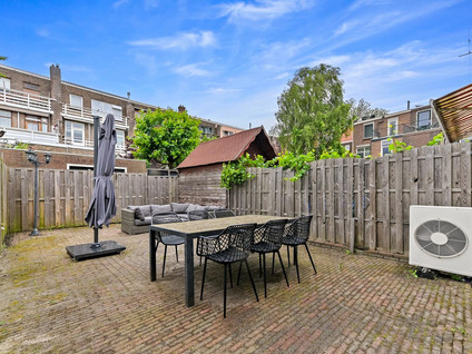 J A Alberdingk Thijmstraat 53