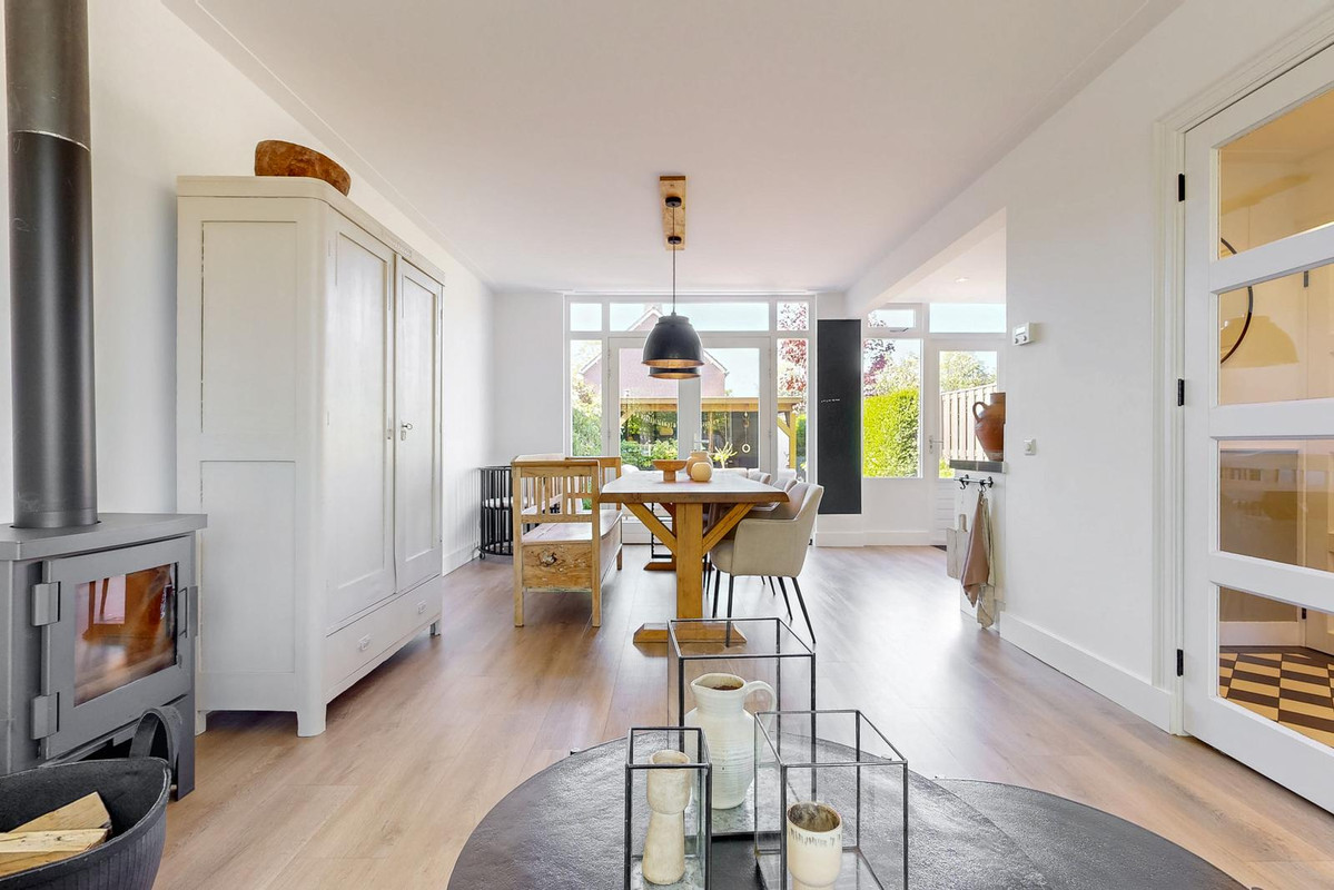 Tussenwoning te koop: Brahmsstraat 44, Lisse