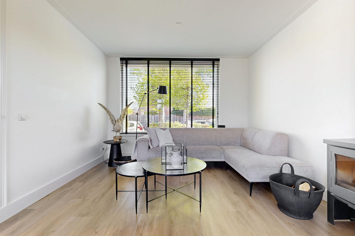 Tussenwoning te koop: Brahmsstraat 44, Lisse
