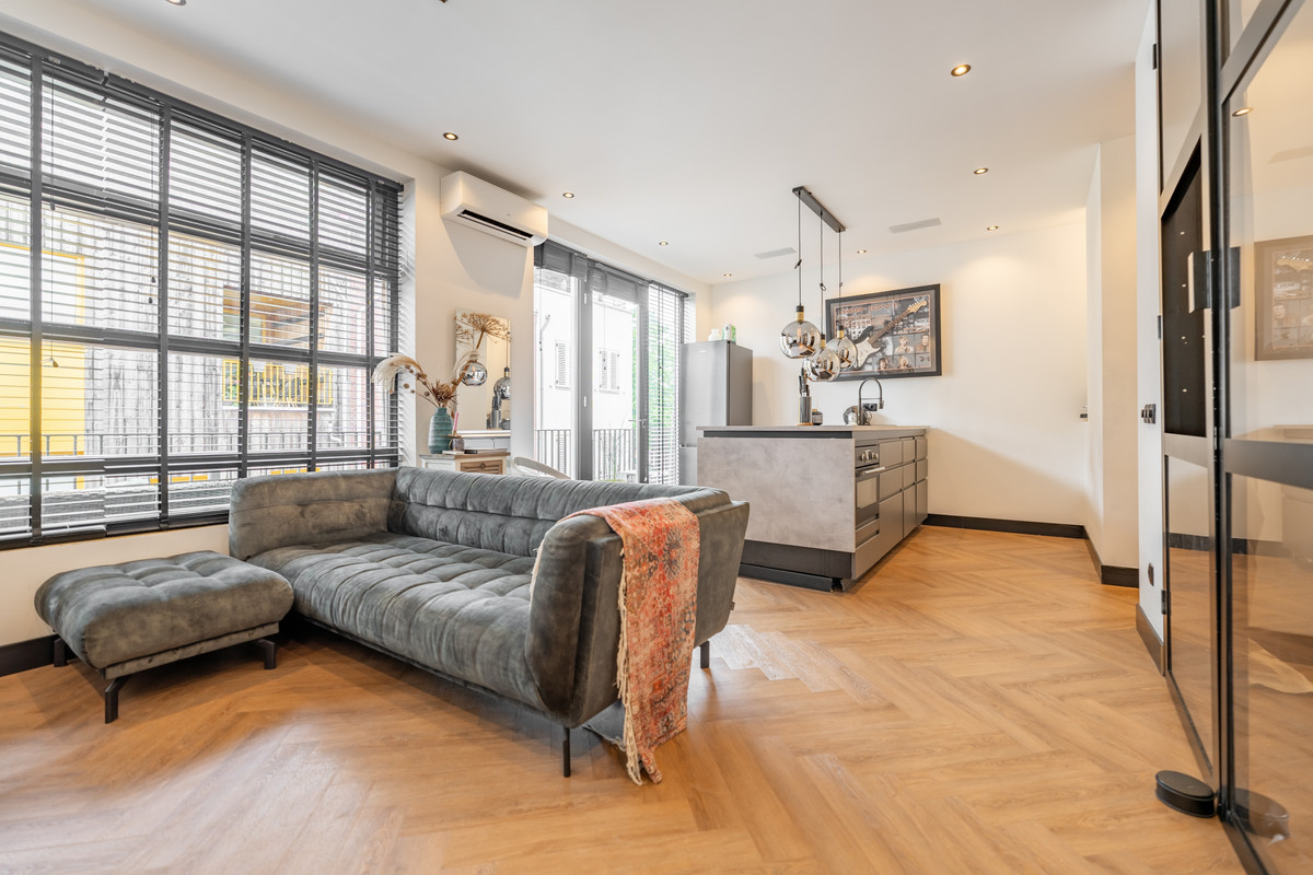 Appartement te koop: Max Velthuijskade 39, Leiden