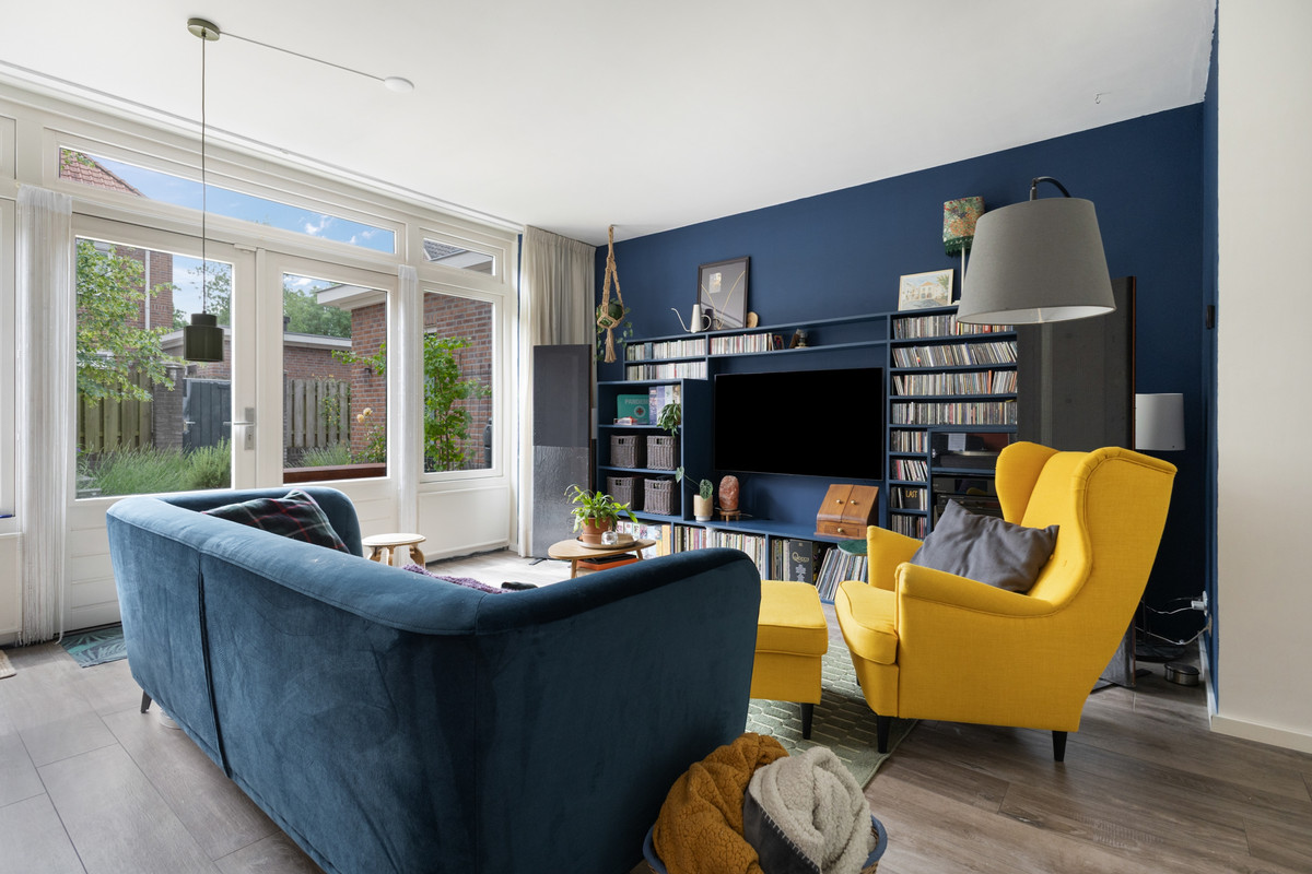 Hoekwoning te koop: Nijverheidplein 13, Ede