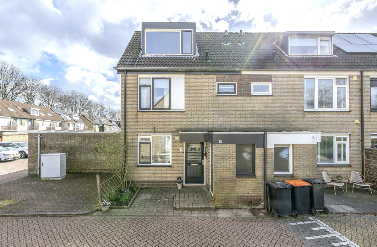Tussenwoning te koop: Zuidplaslaan 68, Waddinxveen