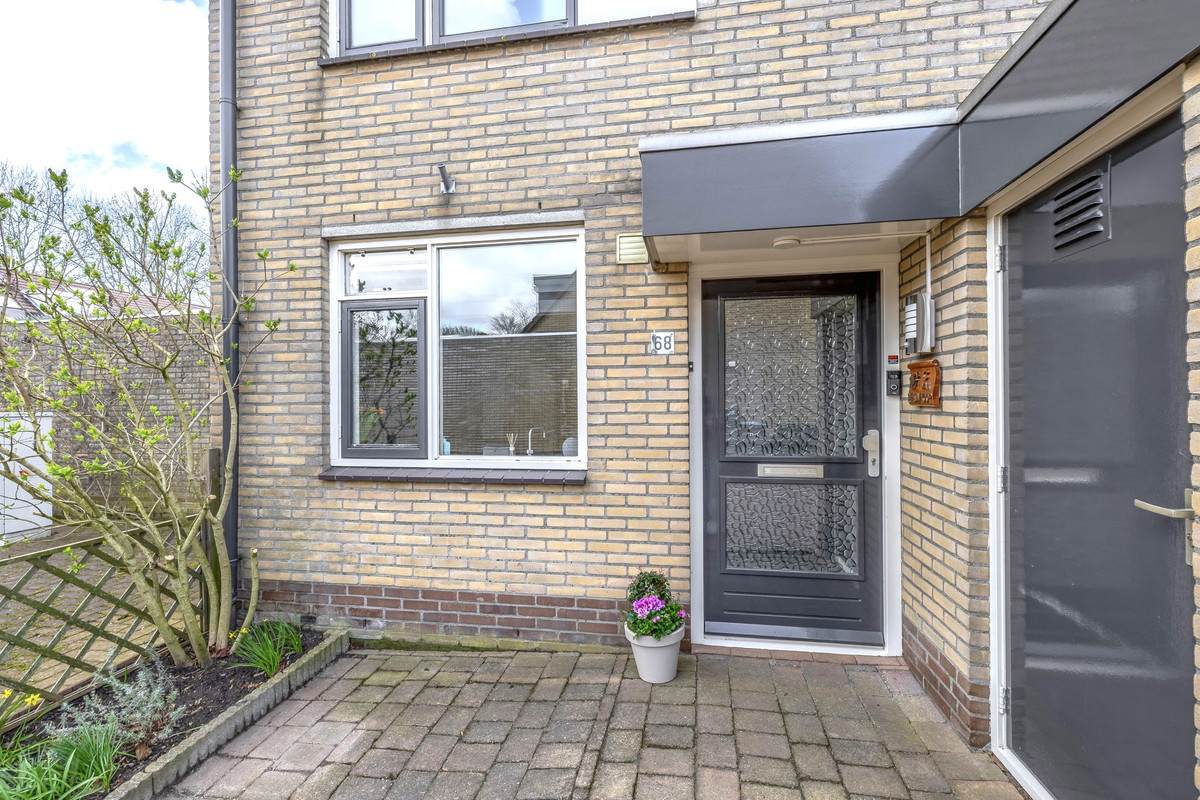 Tussenwoning te koop: Zuidplaslaan 68, Waddinxveen