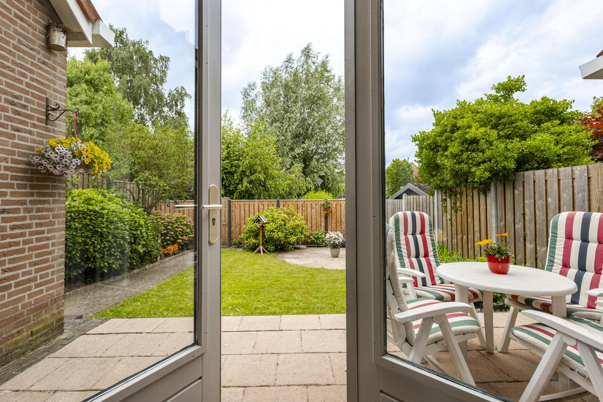 Tussenwoning te koop: Nieuweweg 6, Hardinxveld-Giessendam