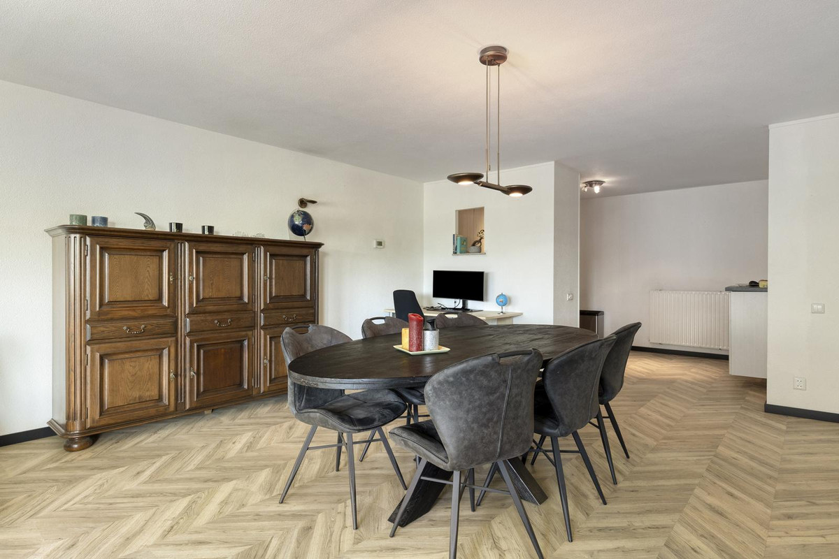 Appartement te koop: Mr. J.H. de Pontplein 83, Tilburg