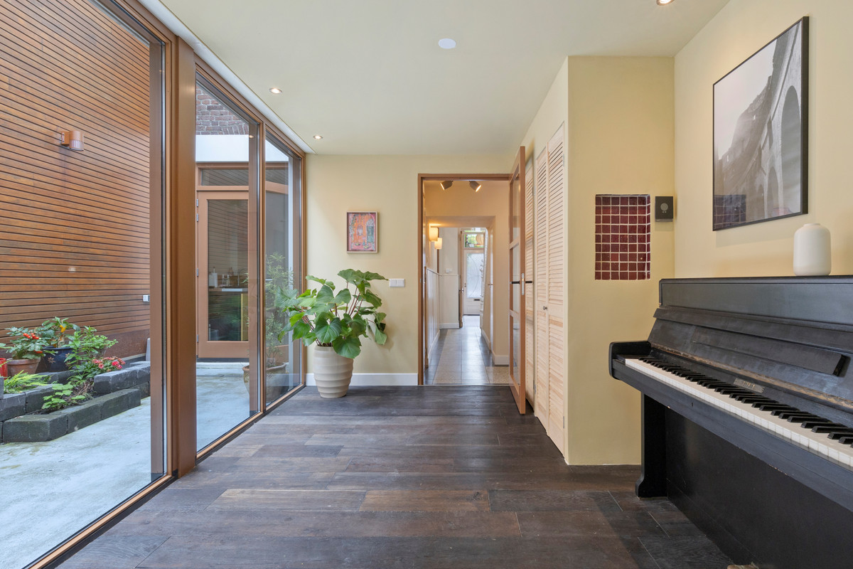 Tussenwoning te koop: Mercatorstraat 5, Venlo