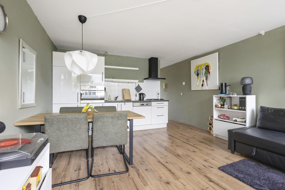 Studio te koop: Smaragdstraat 31B, Groningen