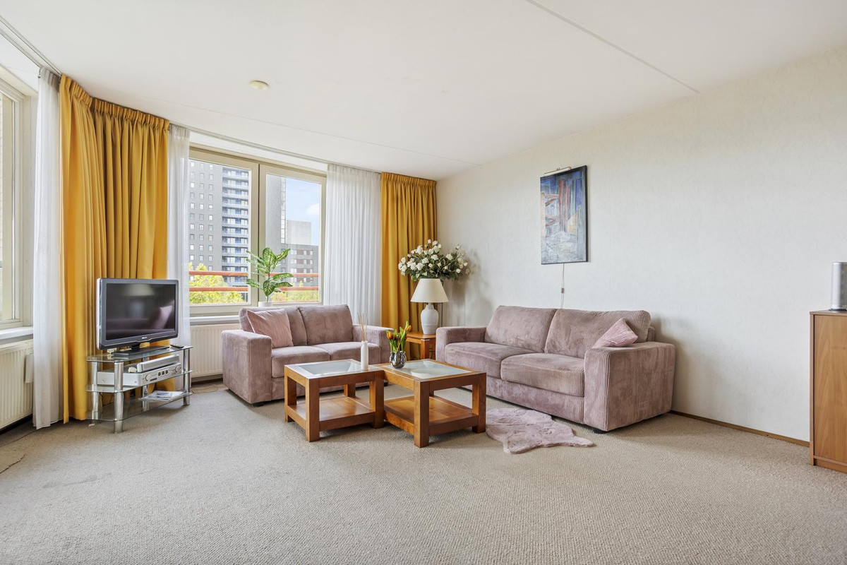 Appartement te koop: Europaweg 210, Zoetermeer