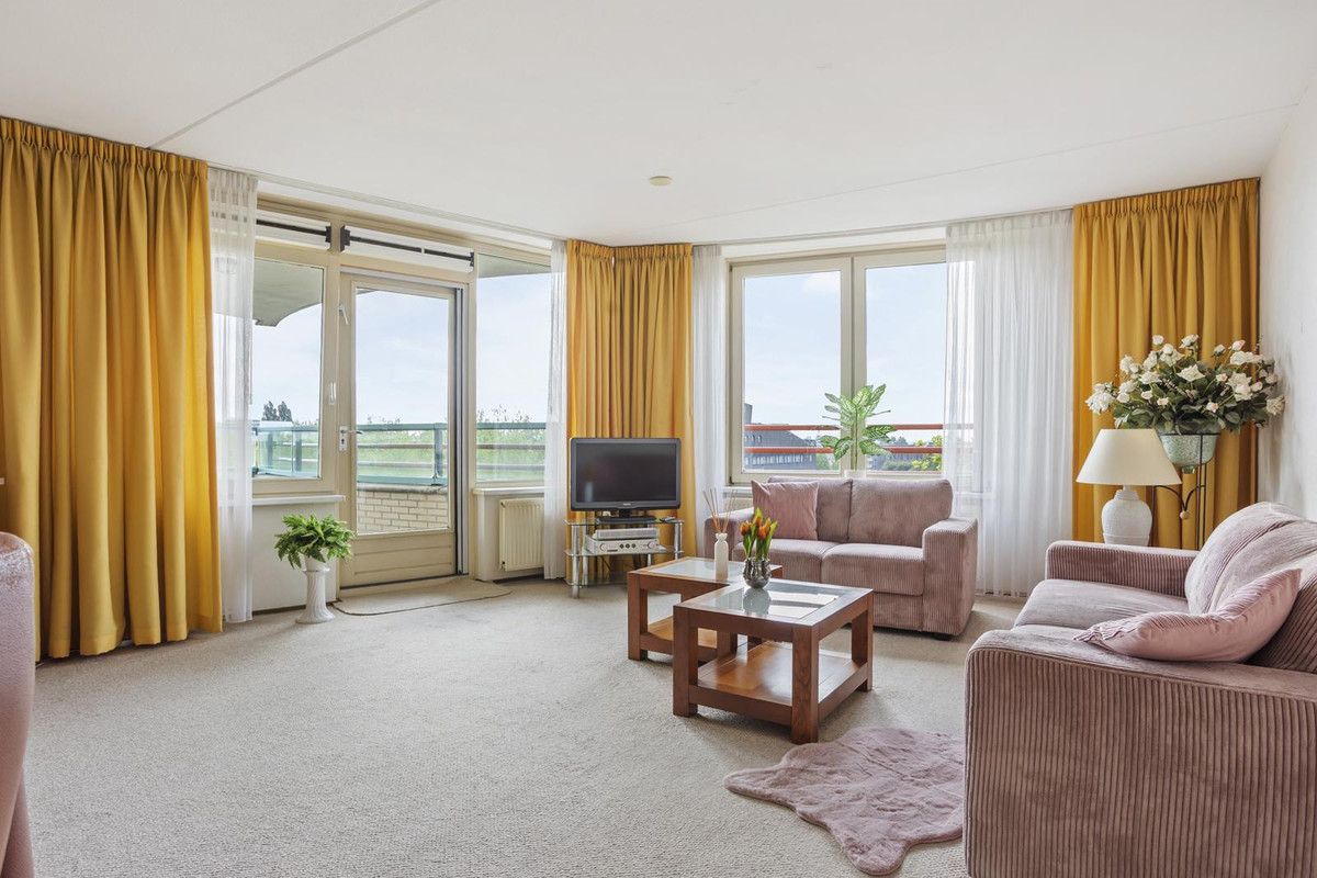 Appartement te koop: Europaweg 210, Zoetermeer