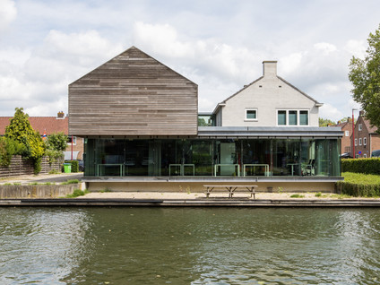 Bernhardstraat 1