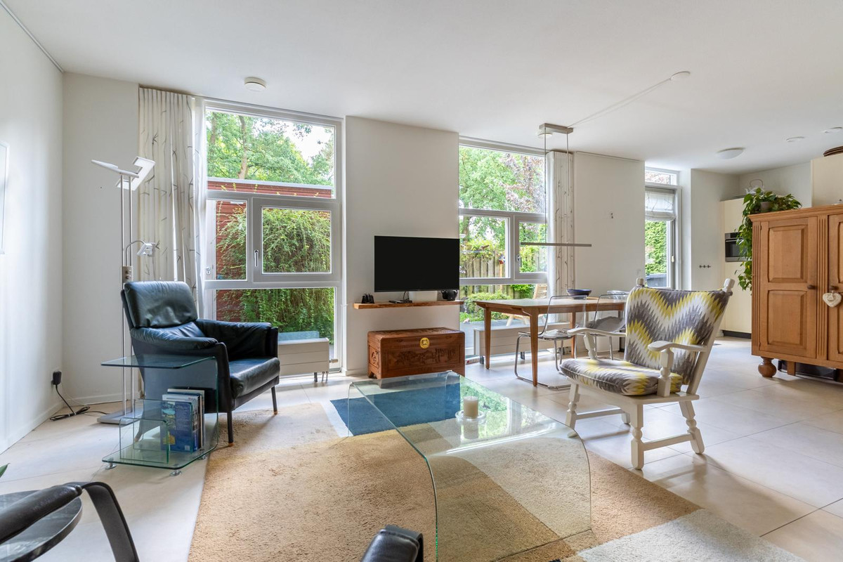 Tussenwoning te koop: Eikenberg 22, Bergeijk