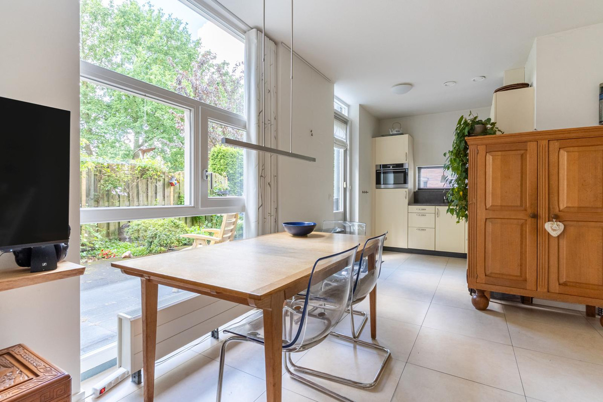 Tussenwoning te koop: Eikenberg 22, Bergeijk