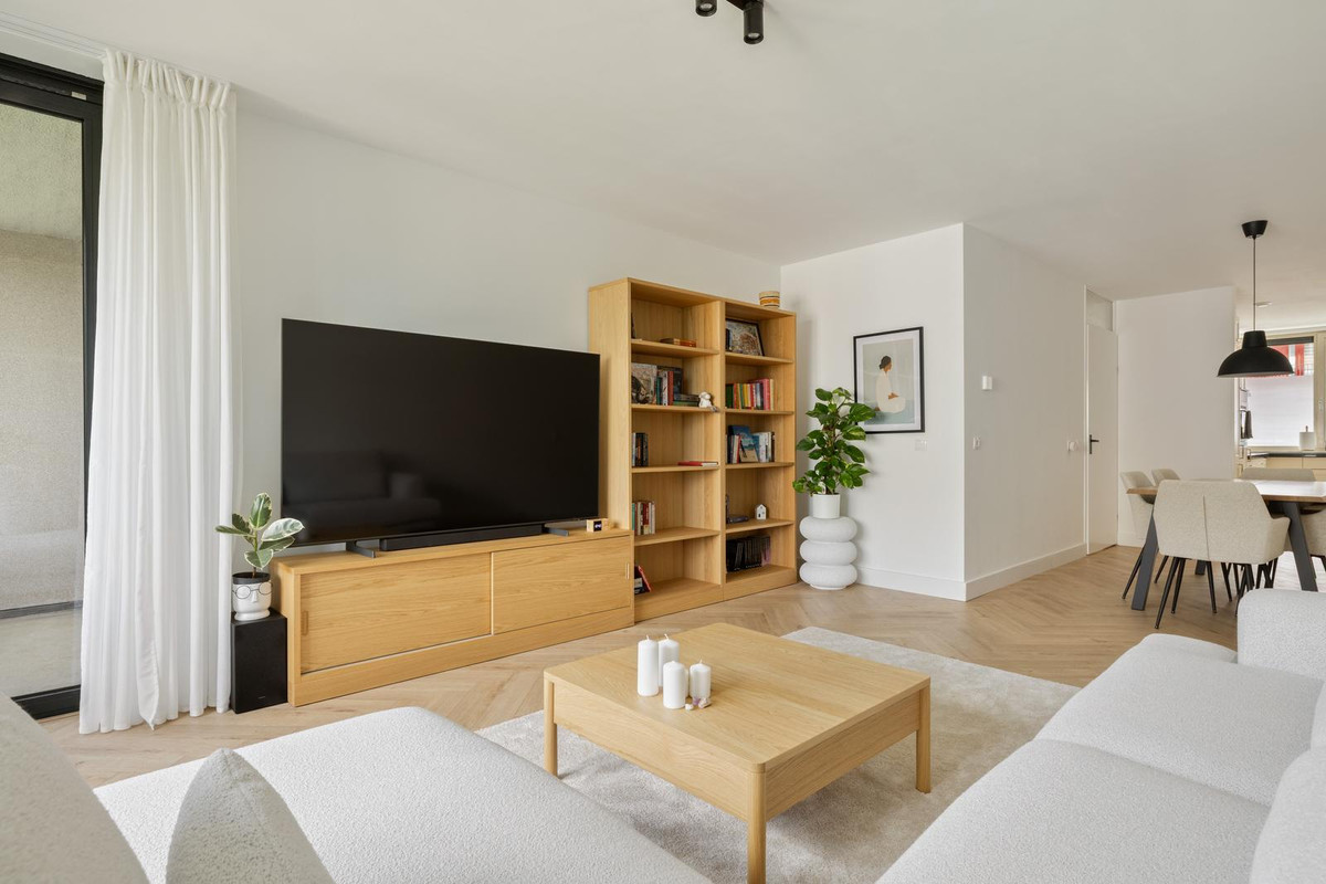 Appartement te koop: Ladogameerhof 86, Amsterdam