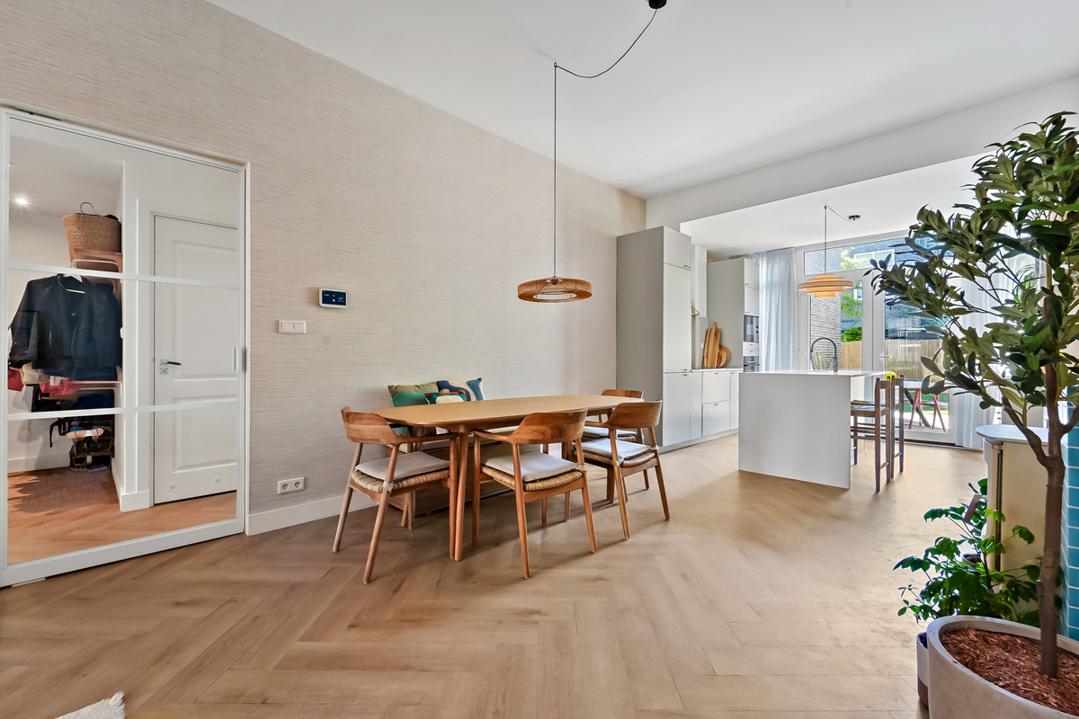 Appartement te koop: Cederstraat 156, 'S-Gravenhage