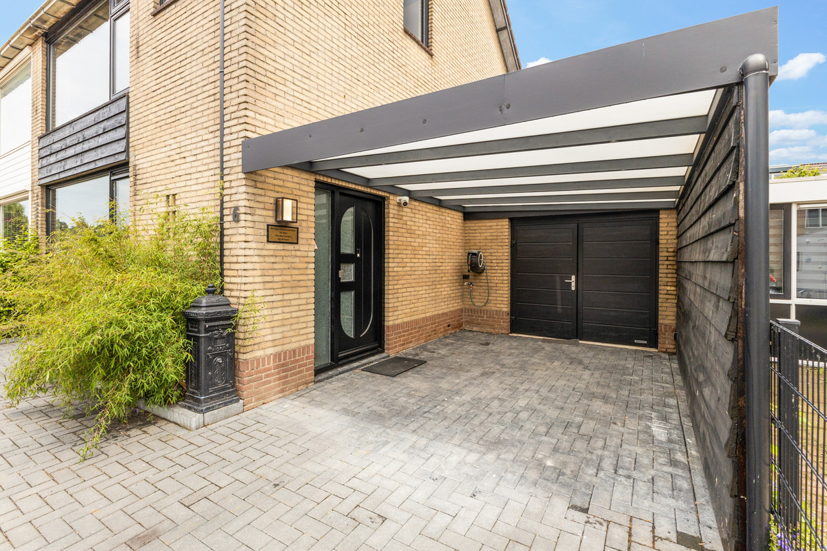 Tussenwoning te koop: Prins Mauritssingel 6, Beesd