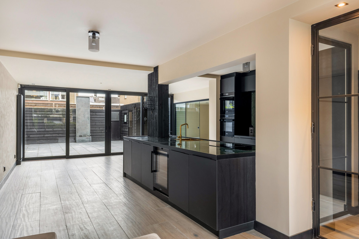 Tussenwoning te koop: Prins Mauritssingel 6, Beesd