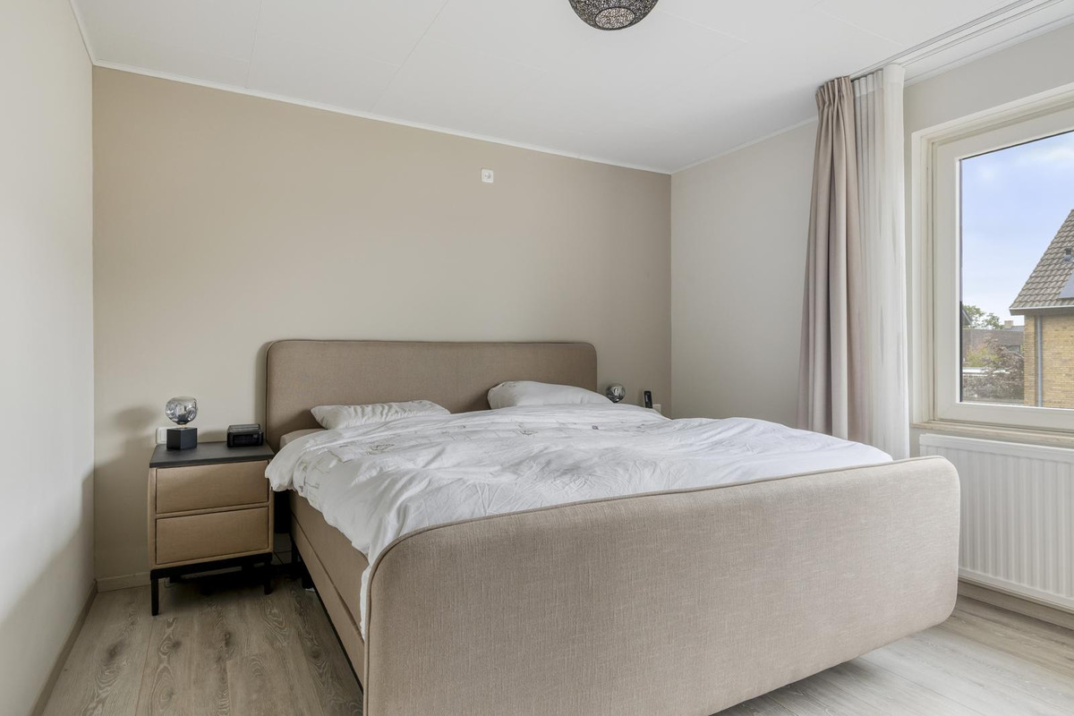 Twee-onder-één-kap te koop: Wilgenstraat 34, Heerle