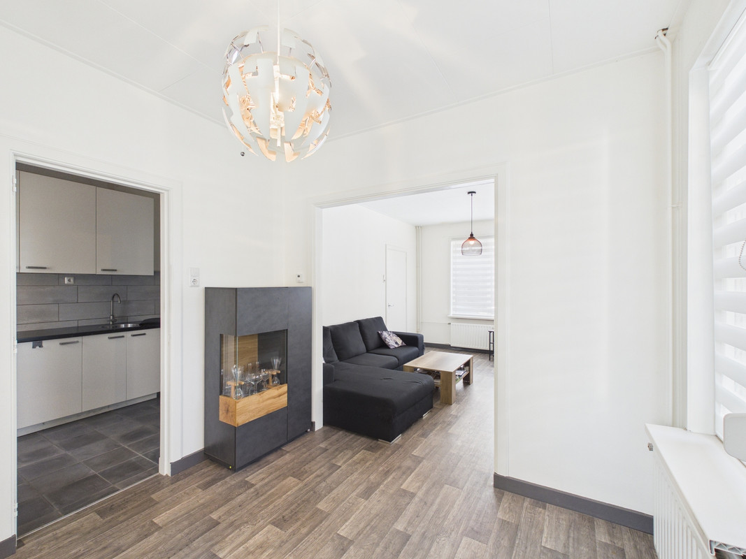 Twee-onder-één-kap te koop: Walstraat 10, Sas Van Gent