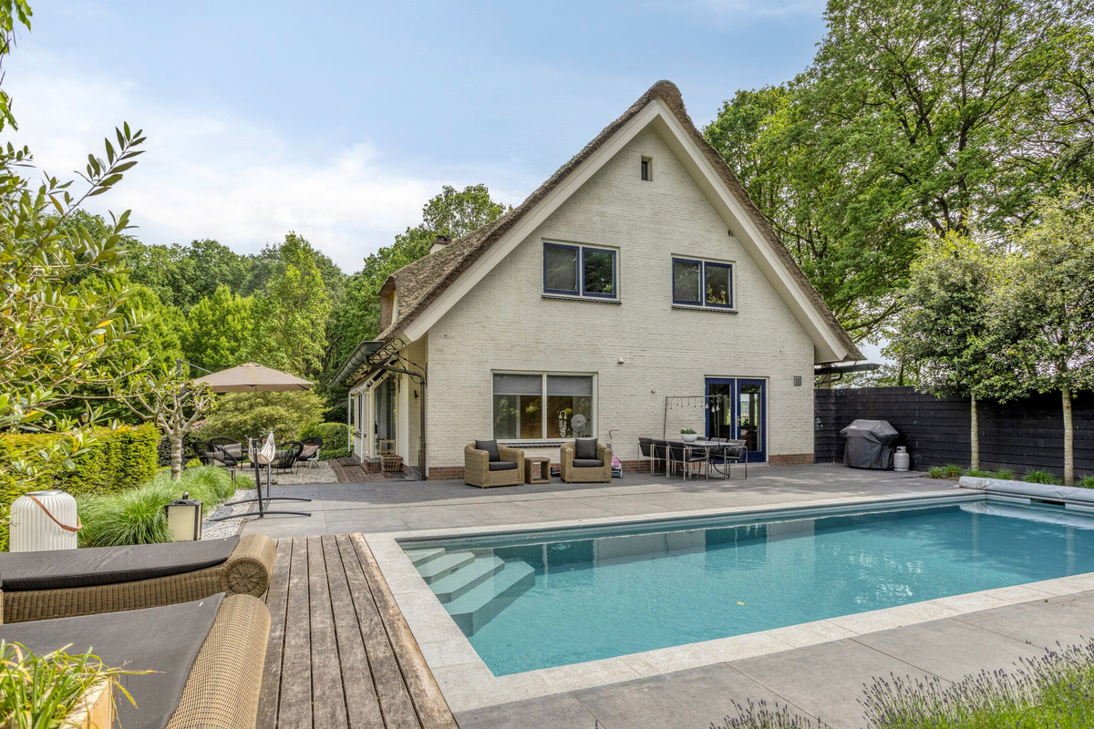 Vrijstaande woning te koop: Nieuweweg-noord 271, Veenendaal