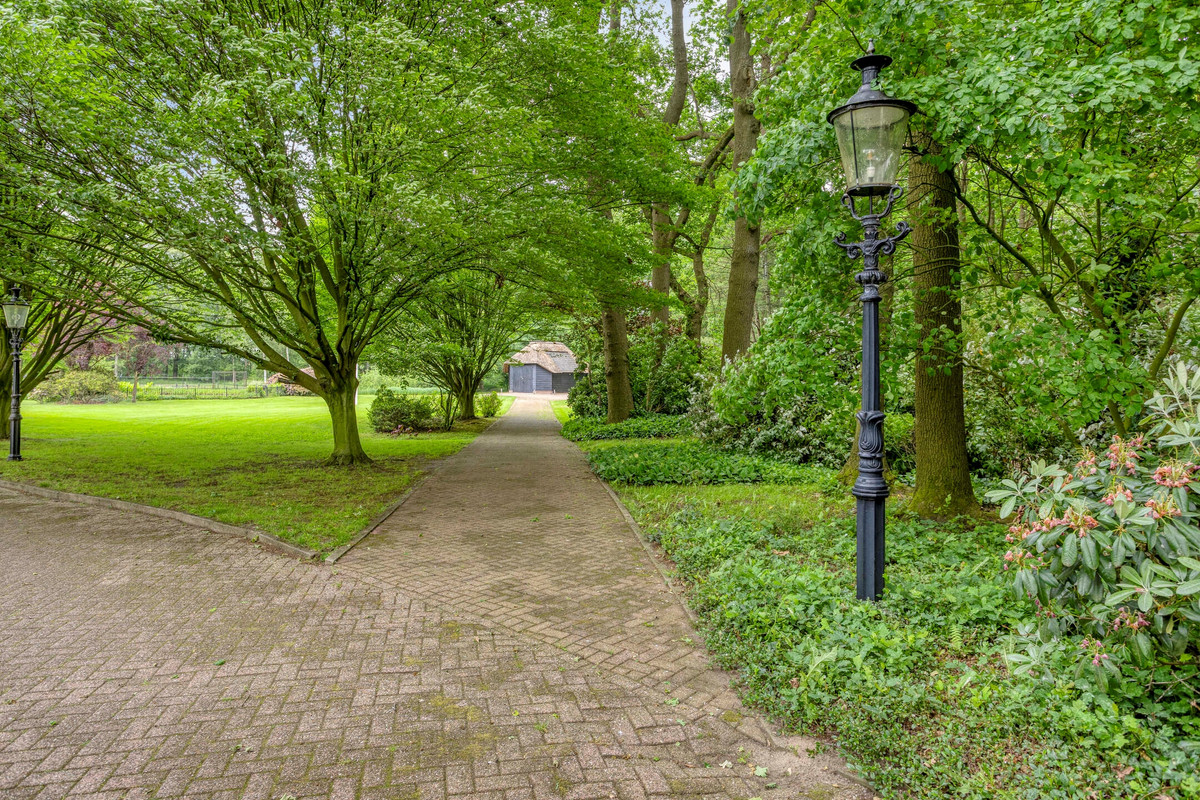 Vrijstaande woning te koop: Nieuweweg-noord 271, Veenendaal