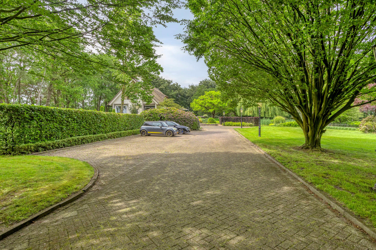 Vrijstaande woning te koop: Nieuweweg-noord 271, Veenendaal