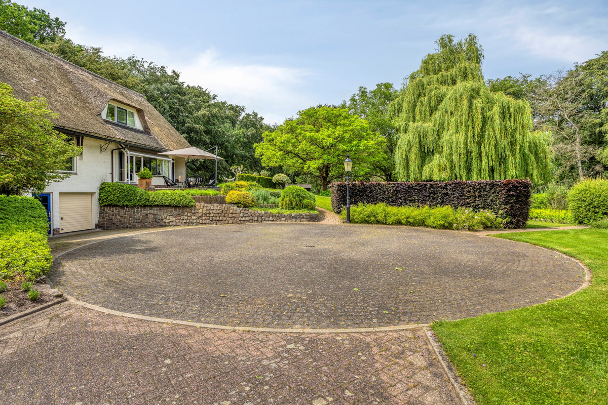 Vrijstaande woning te koop: Nieuweweg-noord 271, Veenendaal