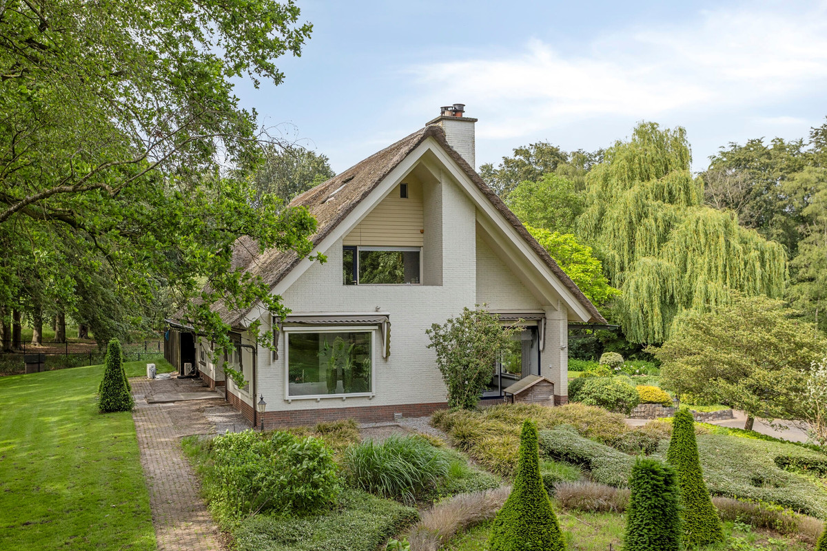 Vrijstaande woning te koop: Nieuweweg-noord 271, Veenendaal