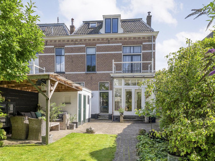 Burgemeester van Engelenweg 64