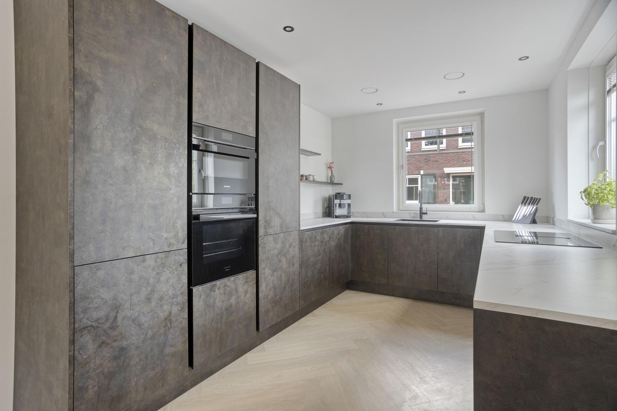 Hoekwoning te koop: Laan van Zuiderhoeven 86, Hoofddorp
